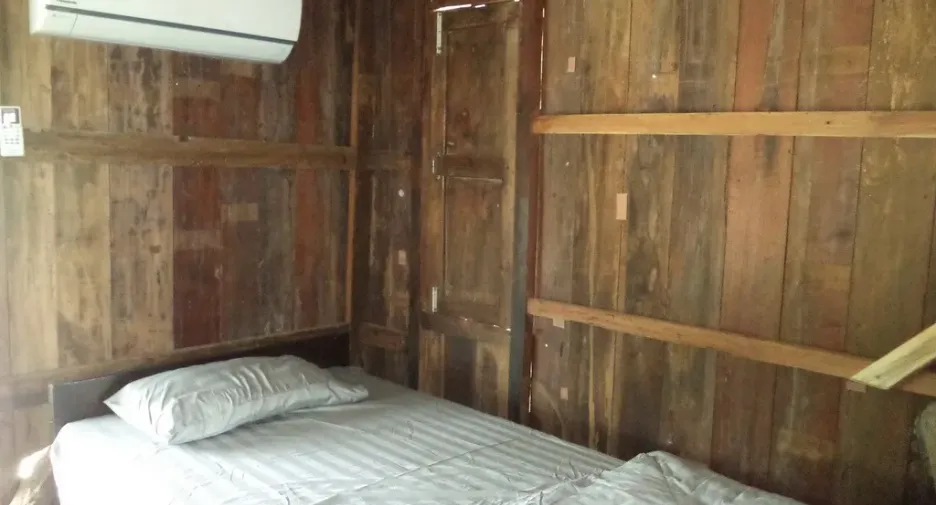 For rent 4 bedrooms house in San Sai, Chiang Mai