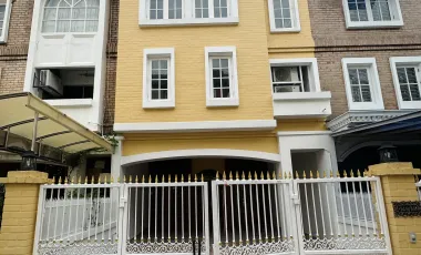 Haus zum Kauf und zur Miete mit 4 Zimmer in Yan Nawa, Bangkok