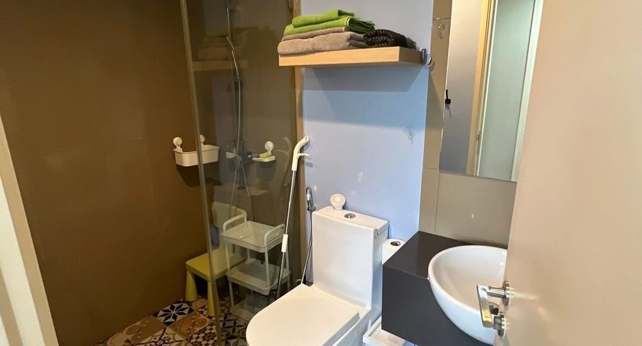 For rent 2 bedrooms condo in Bang Lamung, Chonburi