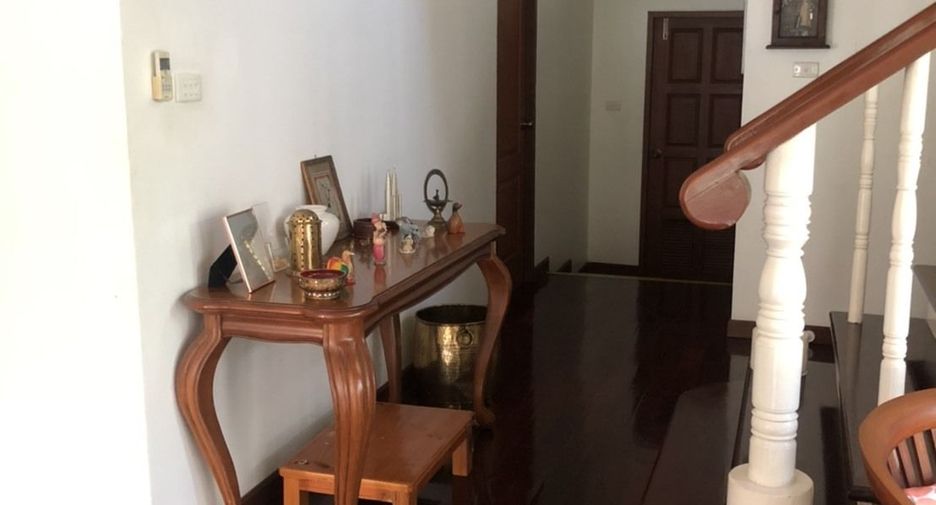 For sale and for rent 4 bedrooms house in Hang Dong, Chiang Mai