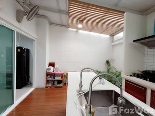 Reihenhaus zum Kauf und zur Miete mit 3 Zimmer in Prawet, Bangkok