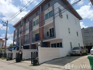 For Rent 3 Bedroom Townhouse In Mueang Chiang Mai