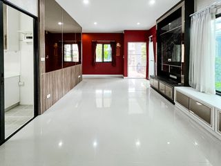 Продажа 3 спальни дом в Банг Кхун Тхиан, Бангкок