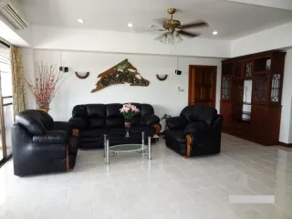 For rent 2 bedrooms condo in Bang Lamung, Chonburi