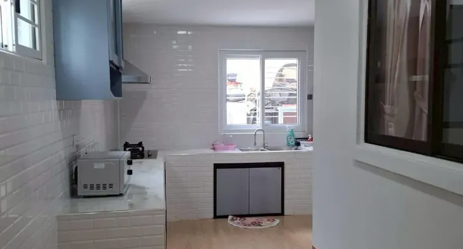 For rent 5 bedrooms house in San Sai, Chiang Mai