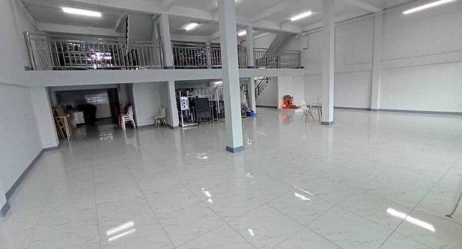For sale retail Space in Bang Kapi, Bangkok