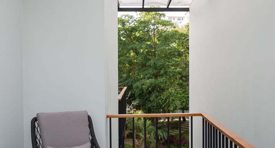 For rent 3 bedrooms townhouse in Ko Samui, Surat Thani