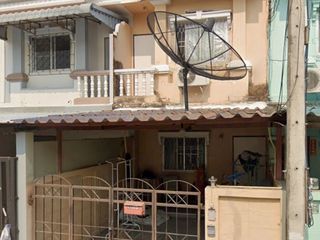For sale 2 bedrooms townhouse in Mueang Chiang Mai, Chiang Mai