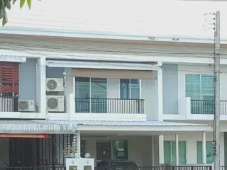 For Rent 3 Bedroom Townhouse In Saraphi, Chiang Mai
