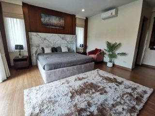 For sale 5 bedrooms house in Hang Dong, Chiang Mai