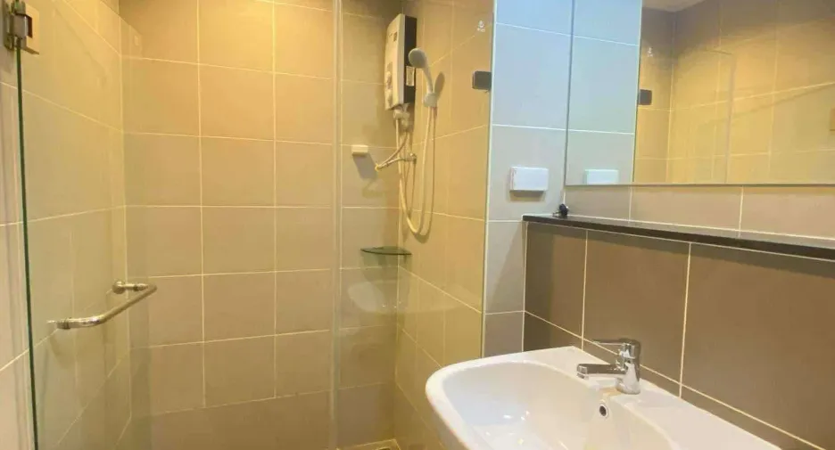 For rent studio condo in Mueang Chiang Mai, Chiang Mai