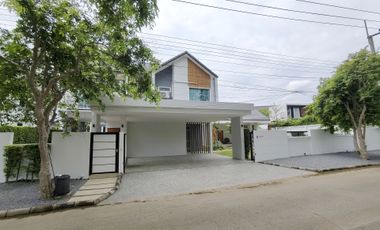À vendre 4 chambres villa à Hang Dong, Chiang Mai
