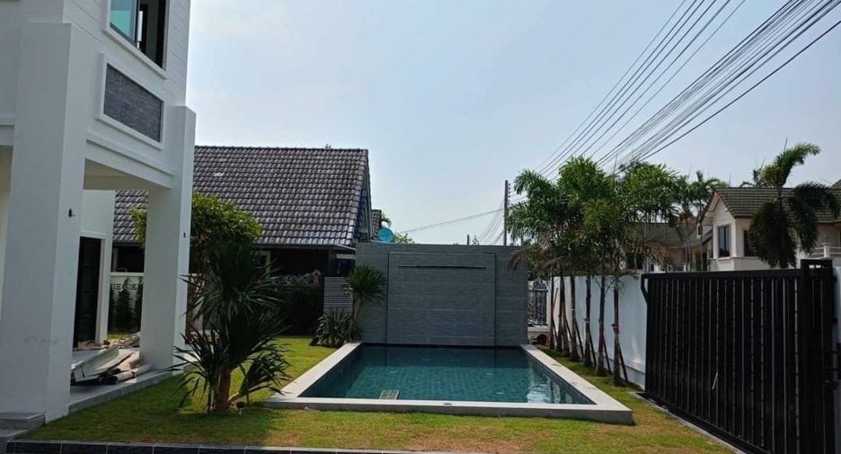 For sale 6 bedrooms villa in Bang Lamung, Chonburi