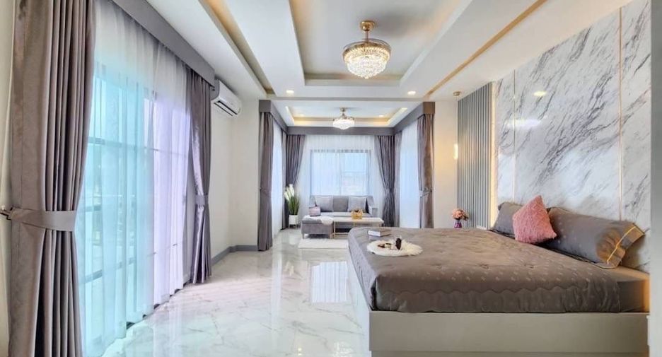 For sale 6 bedrooms villa in Bang Lamung, Chonburi
