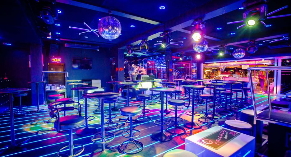 For sale 5 bedrooms retail Space in Bang Lamung, Chonburi