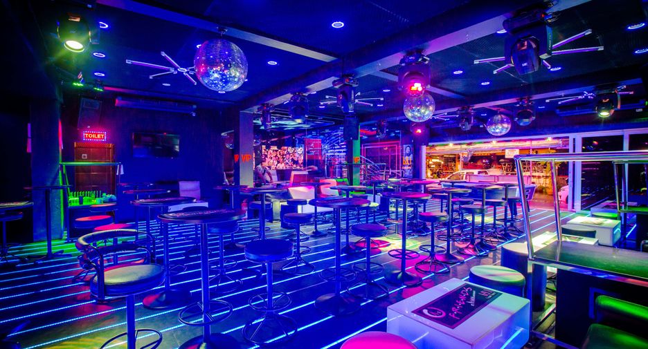 For sale 5 bedrooms retail Space in Bang Lamung, Chonburi