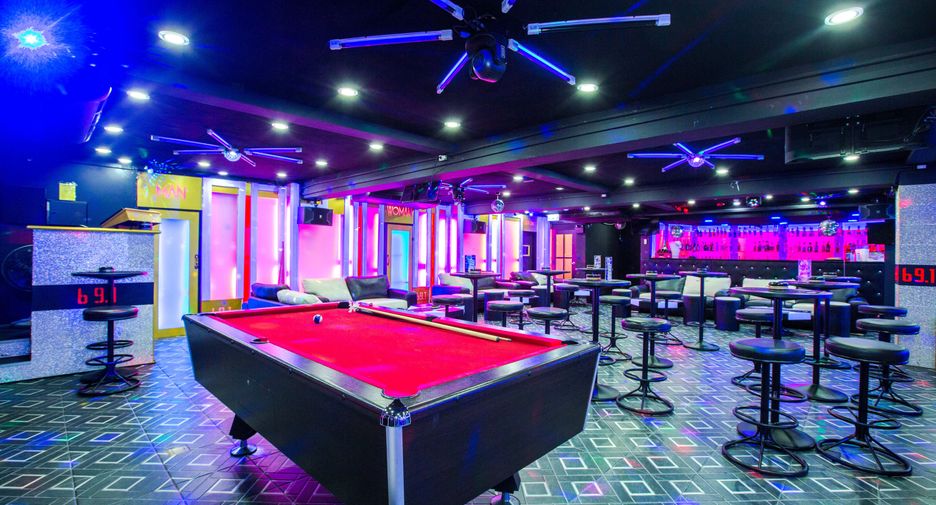 For sale 5 bedrooms retail Space in Bang Lamung, Chonburi