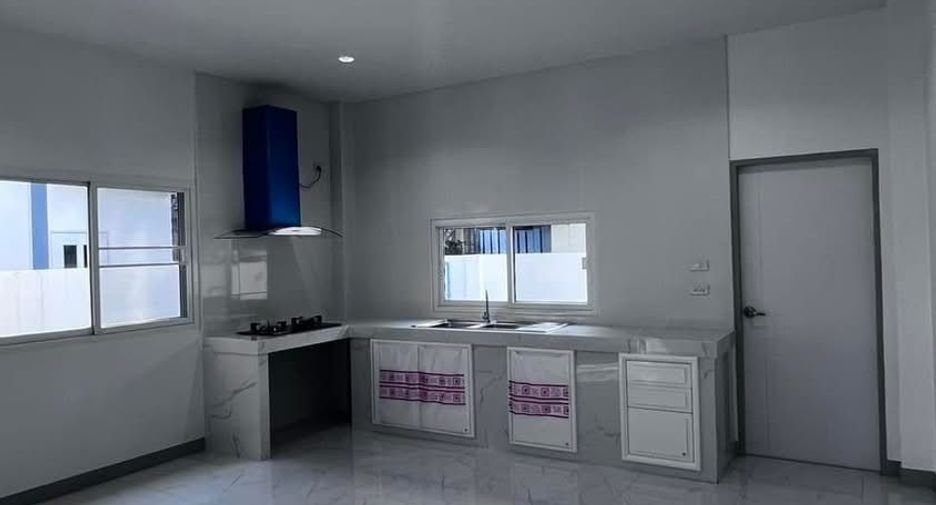 À vendre 4 chambres maison à San Sai, Chiang Mai