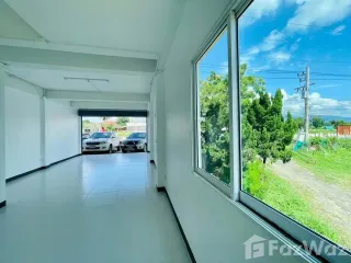 Casa adosada en alquiler de 3 habitaciones en Hang Dong, Chiang Mai