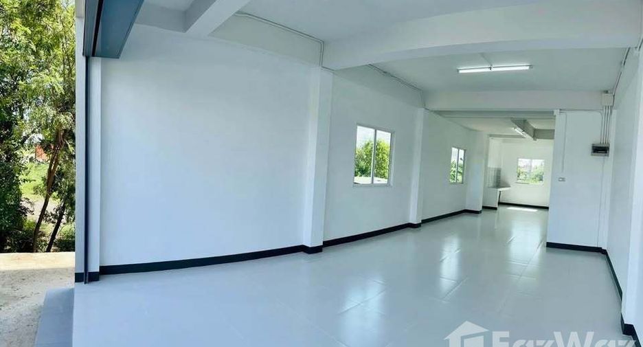 For rent 3 bedrooms townhouse in Hang Dong, Chiang Mai