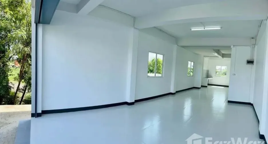 For rent 3 bedrooms townhouse in Hang Dong, Chiang Mai