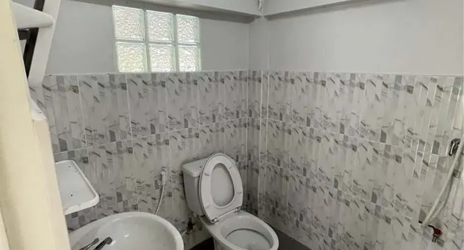 For rent 3 bedrooms townhouse in Hang Dong, Chiang Mai