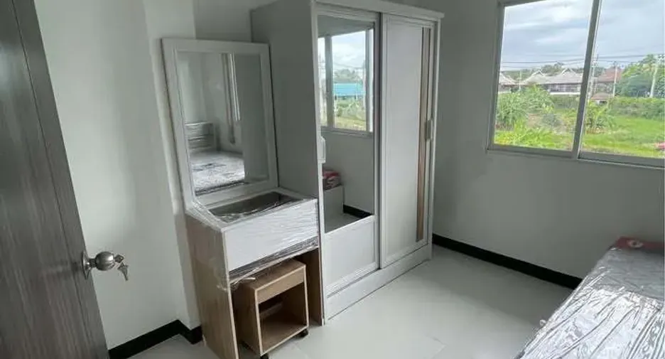 For rent 3 bedrooms townhouse in Hang Dong, Chiang Mai