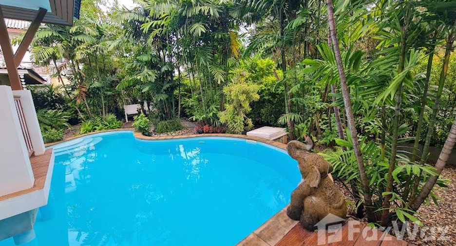For sale 4 bedrooms villa in San Sai, Chiang Mai