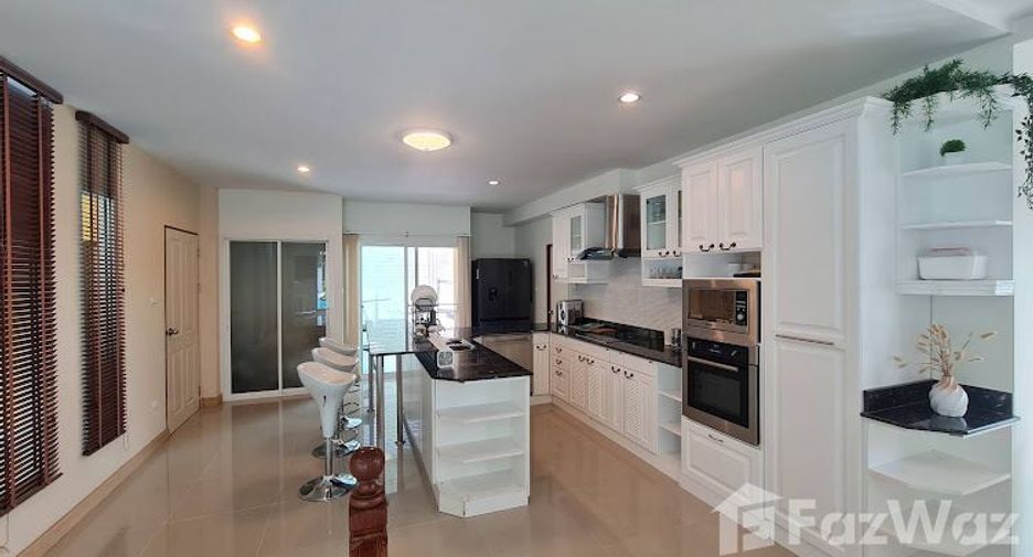For sale 4 bedrooms villa in San Sai, Chiang Mai