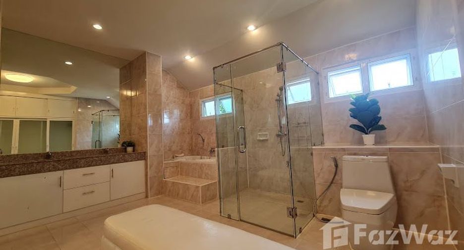 For sale 4 bedrooms villa in San Sai, Chiang Mai