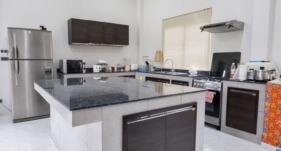 For sale 3 bedrooms house in Ko Samui, Surat Thani