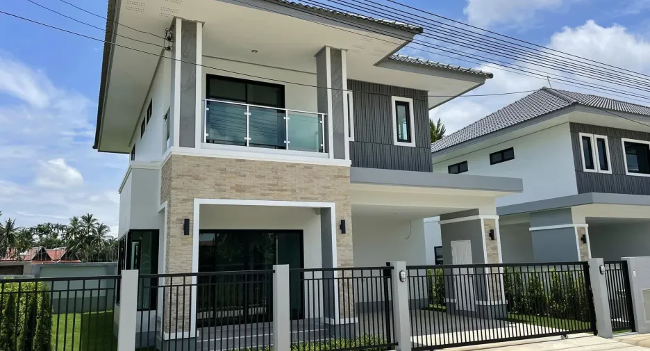 For sale 4 bedrooms house in San Sai, Chiang Mai