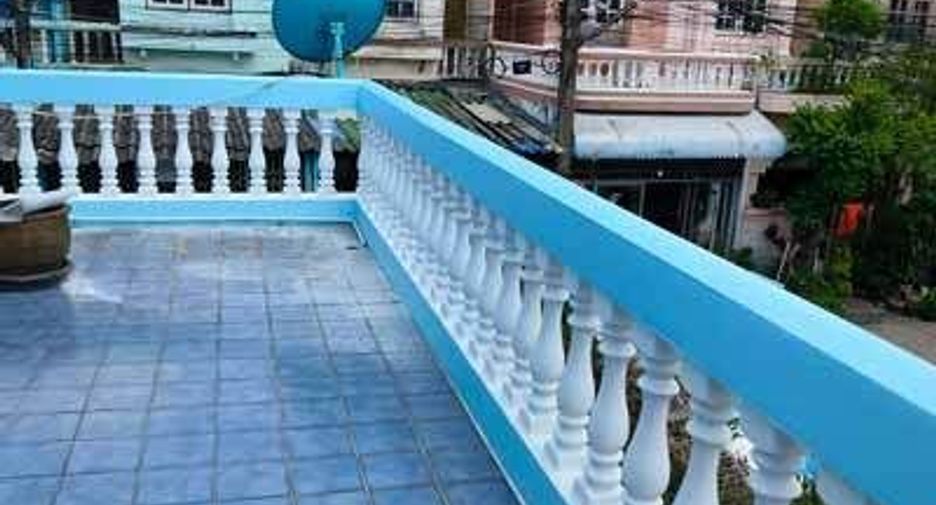 For sale 2 bedrooms townhouse in Nong Khaem, Bangkok