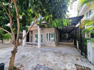For rent 3 bedrooms house in Saraphi, Chiang Mai