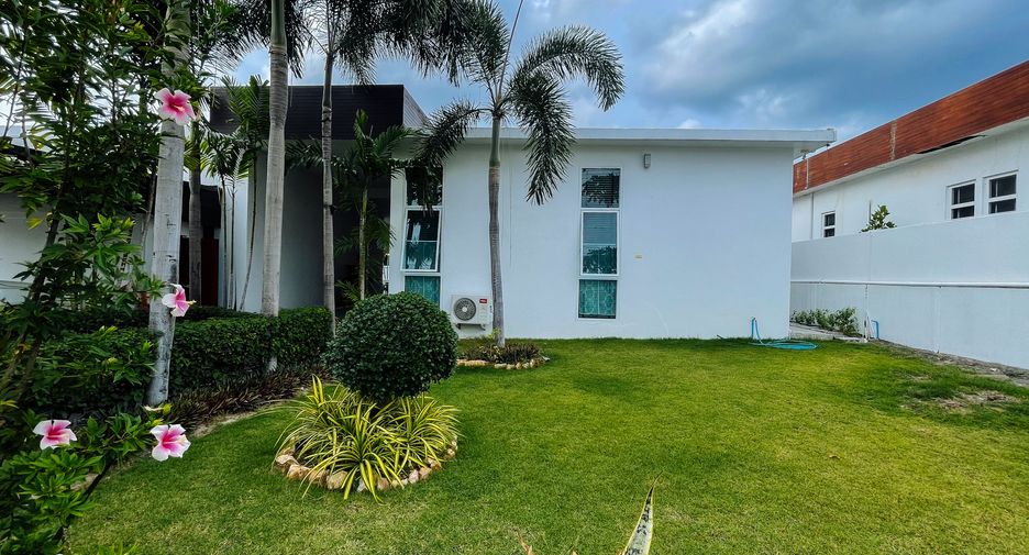For sale 3 bedrooms villa in Hua Hin, Prachuap Khiri Khan