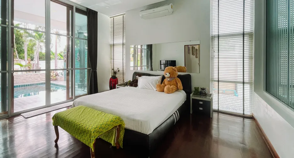 For sale 3 bedrooms villa in Hua Hin, Prachuap Khiri Khan