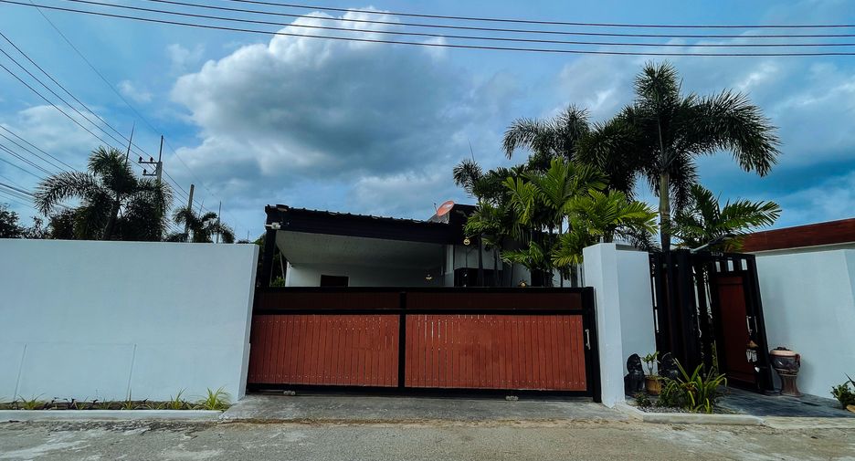 For sale 3 bedrooms villa in Hua Hin, Prachuap Khiri Khan
