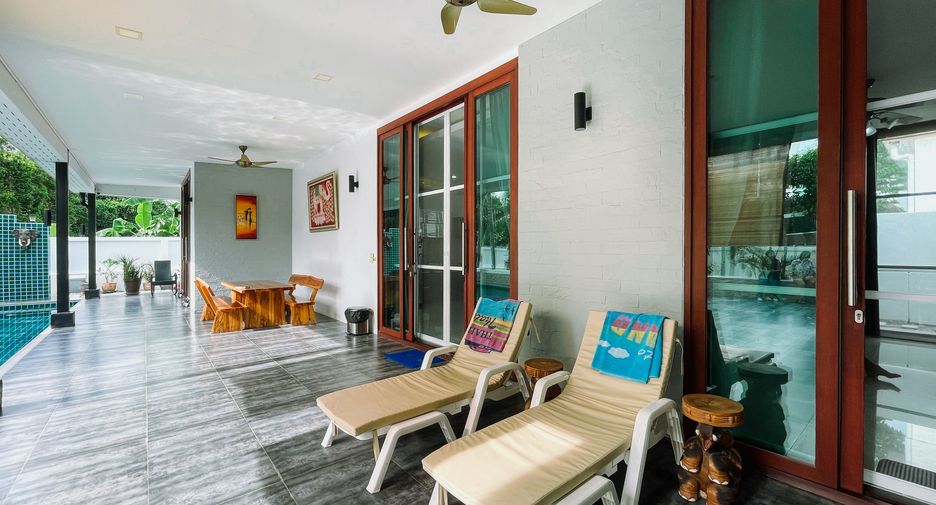 For sale 3 bedrooms villa in Hua Hin, Prachuap Khiri Khan