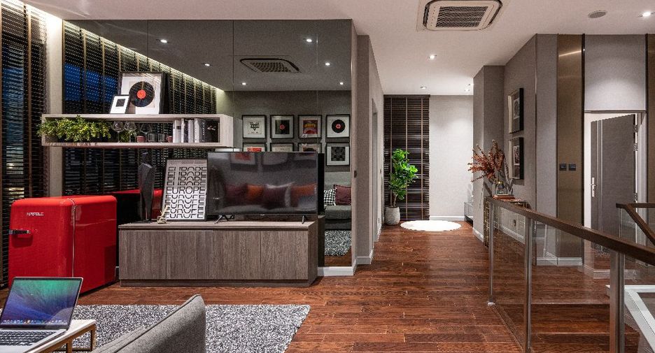 Villa en venta de 4 habitaciones en Lak Si, Bangkok