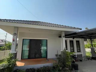 Haus zur Miete mit 3 Zimmer in Saraphi, Chiang Mai