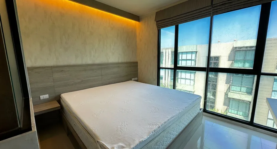 For rent 2 bedrooms condo in Cha Am, Phetchaburi