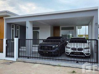 For sale 3 bedrooms house in Mueang Prachuap Khiri Khan, Prachuap Khiri Khan