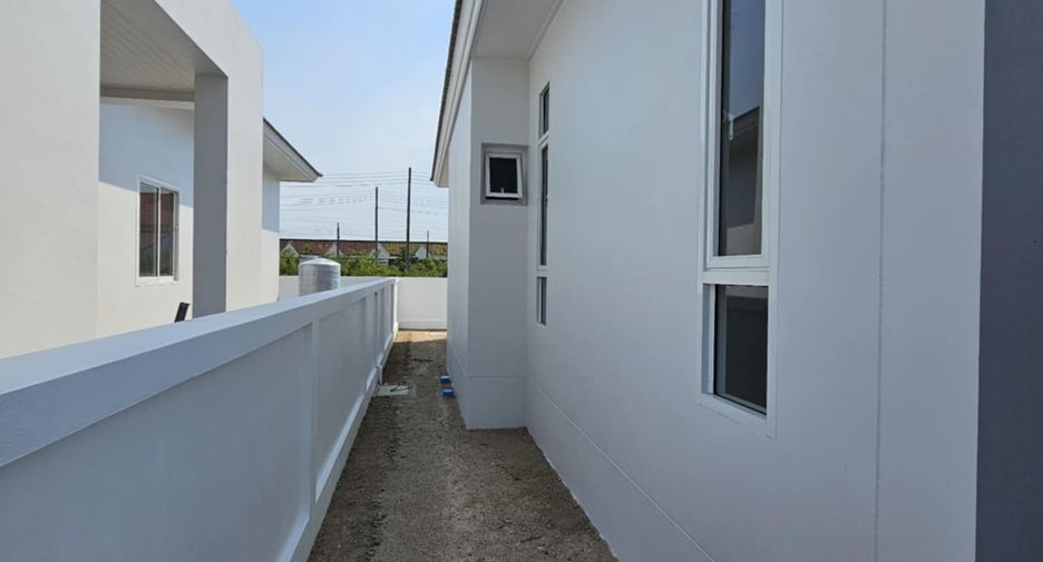 For sale 3 bedrooms house in Mueang Prachuap Khiri Khan, Prachuap Khiri Khan