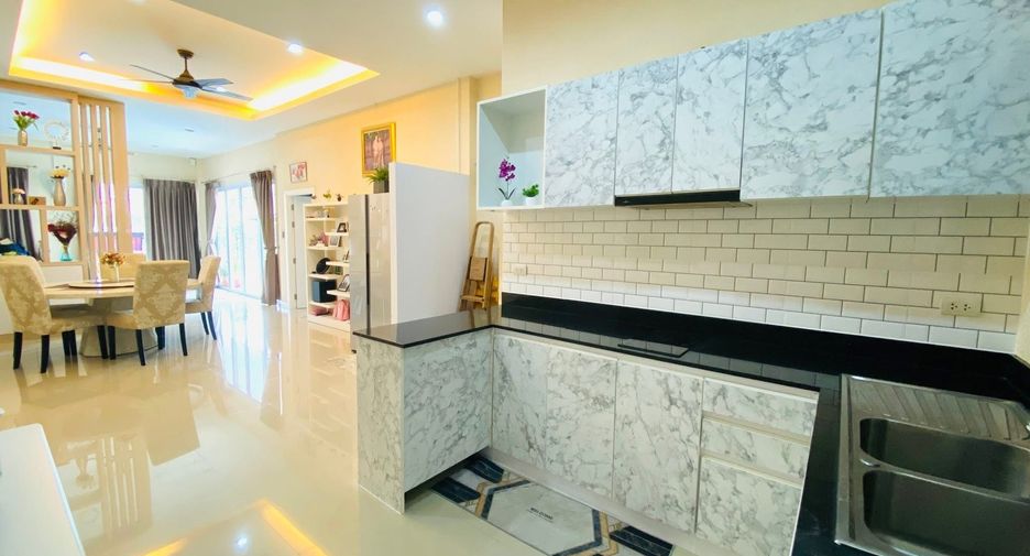 For sale 3 bedrooms house in Bang Lamung, Chonburi
