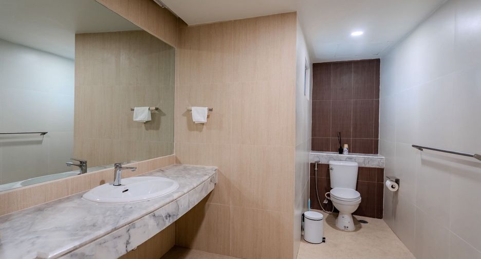 For rent 2 bedrooms condo in Hua Hin, Prachuap Khiri Khan