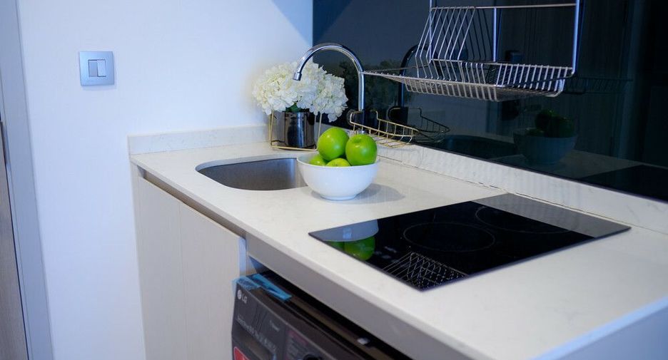 For sale and for rent 1 bed condo in Sathon, Bangkok