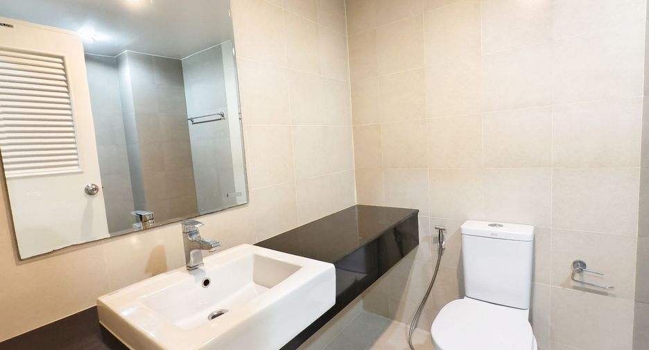 À vendre 1 chambre condo à San Sai, Chiang Mai