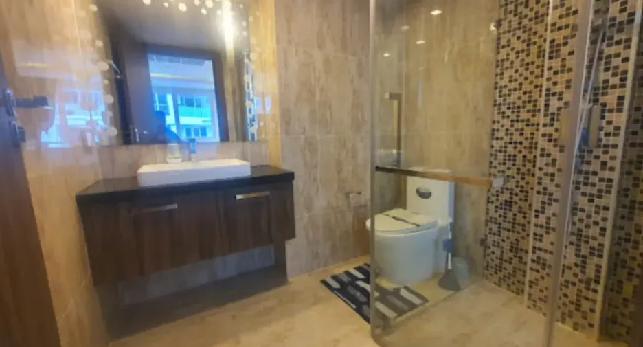 For rent 2 bedrooms condo in Bang Lamung, Chonburi