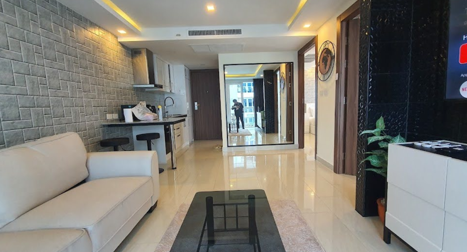 For rent 2 bedrooms condo in Bang Lamung, Chonburi