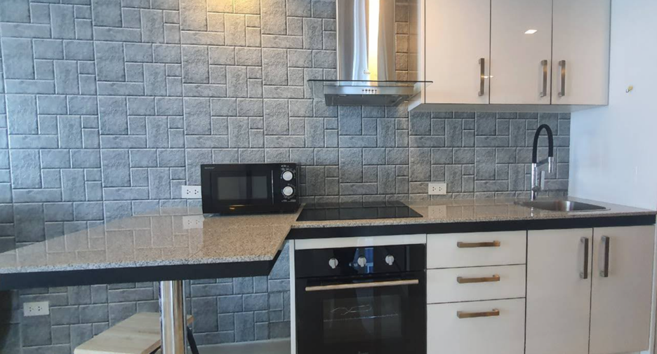 For rent 2 bedrooms condo in Bang Lamung, Chonburi